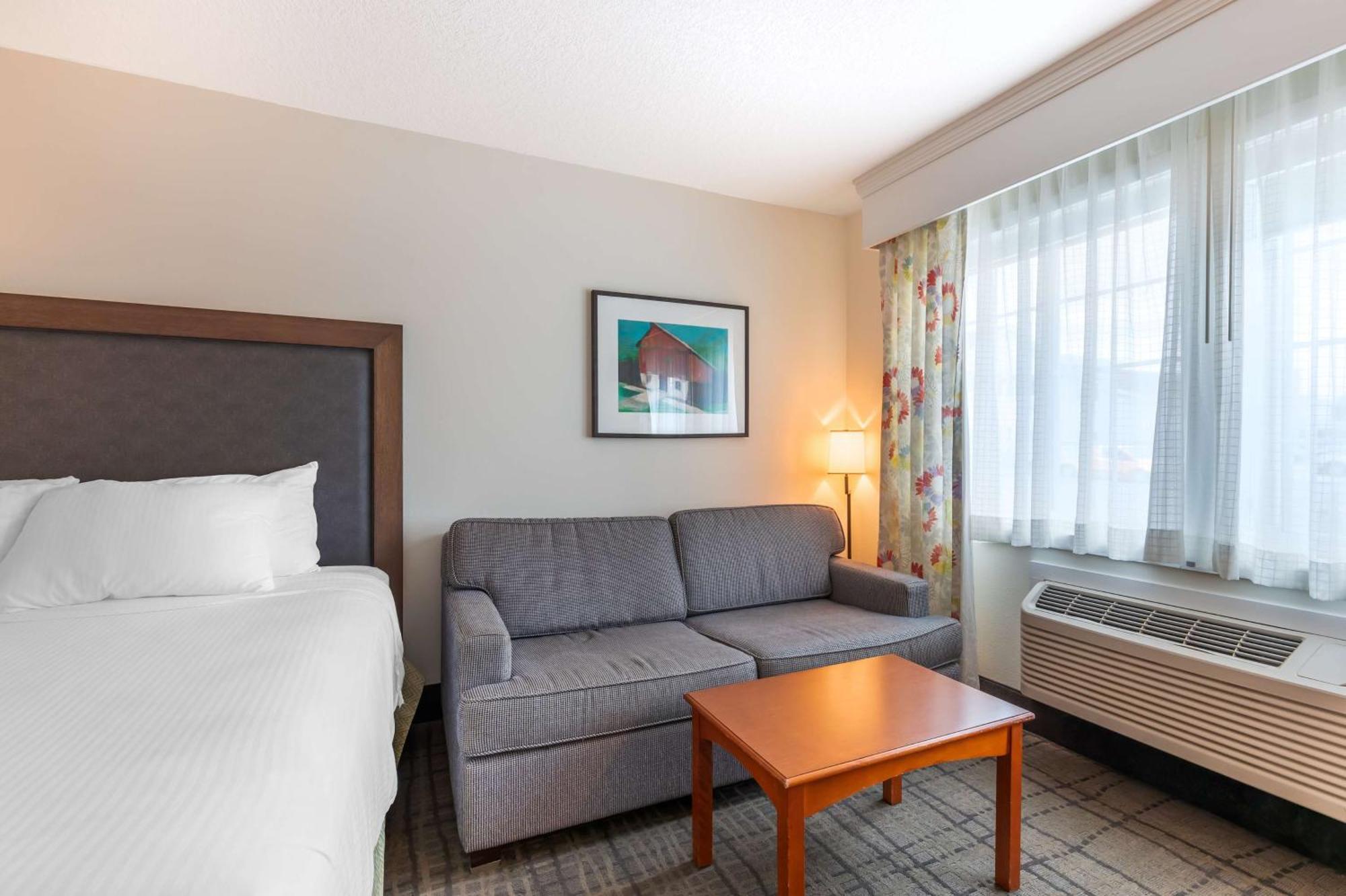 Best Western Plus University Park Inn & Suites Ames Ngoại thất bức ảnh