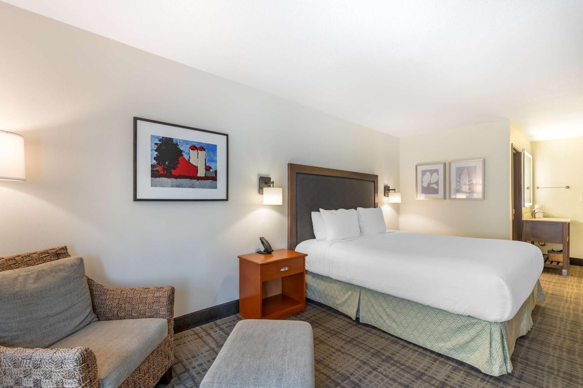 Best Western Plus University Park Inn & Suites Ames Ngoại thất bức ảnh